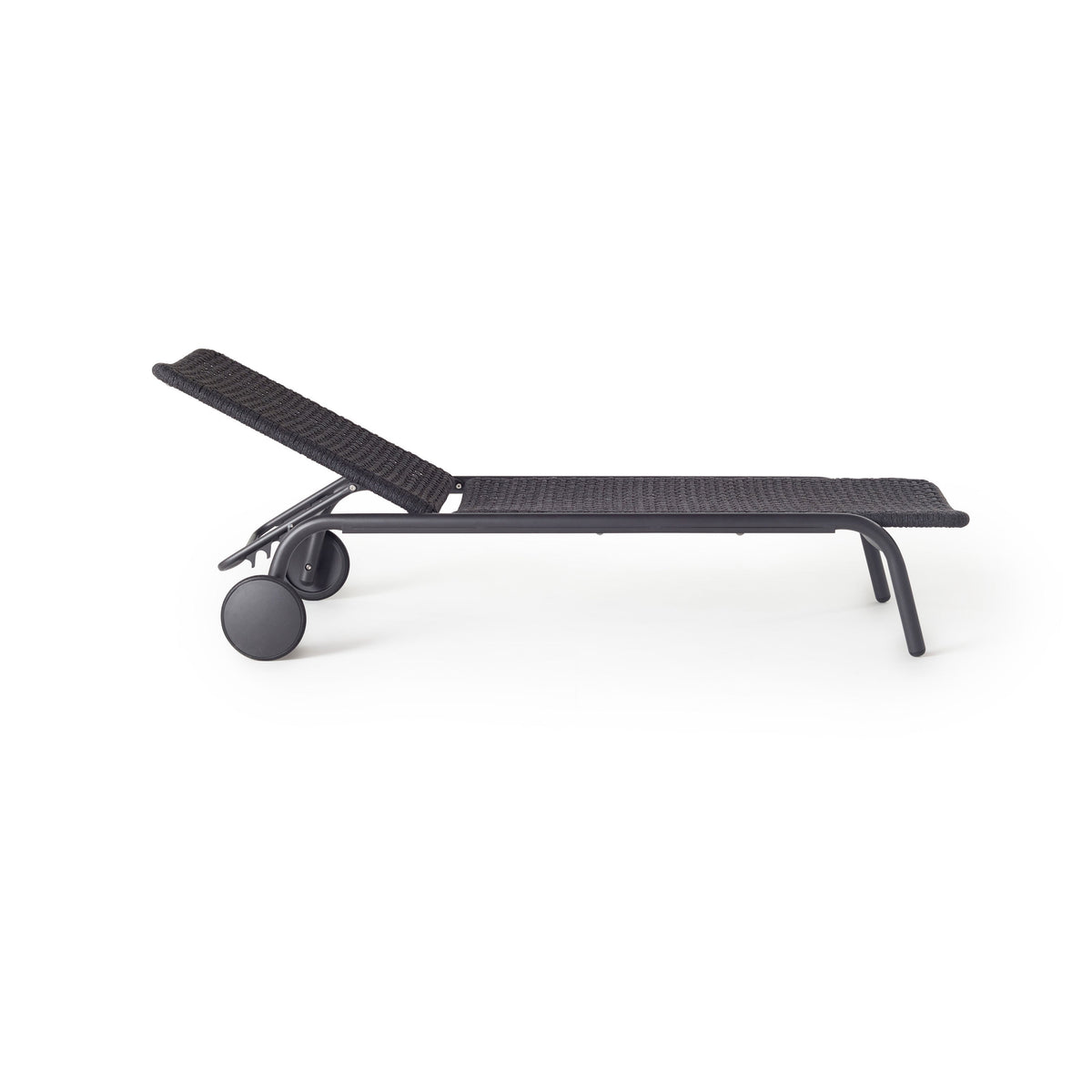 Presidio Chaise Lounge in Charcoal