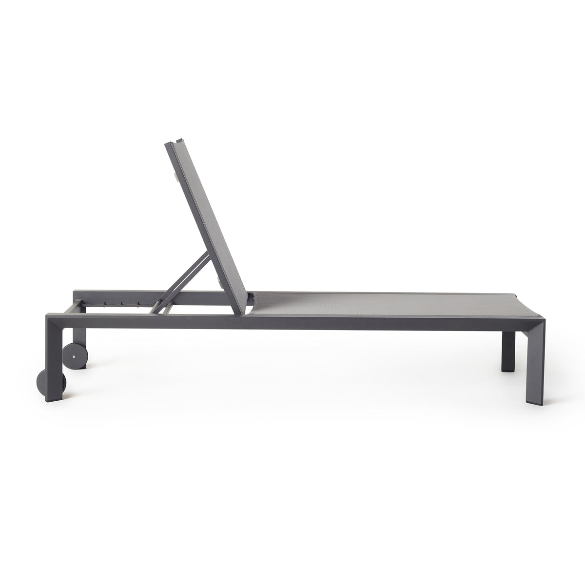 Santa Monica Chaise Lounge in Charcoal Aluminum
